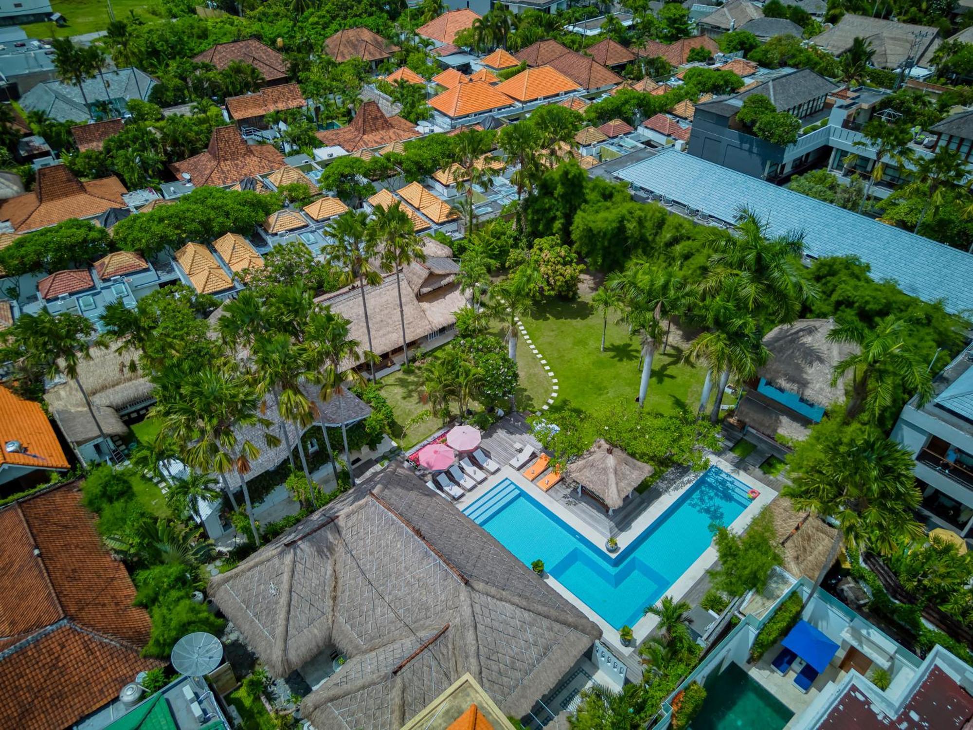 Villa Kalis, 10 Bedroom Family And Group Villa Seminyak Extérieur photo